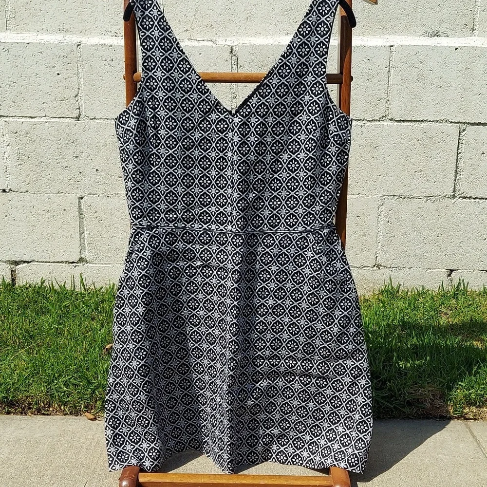 GAP Linen Dress With Pockets - Picture 1 of 6